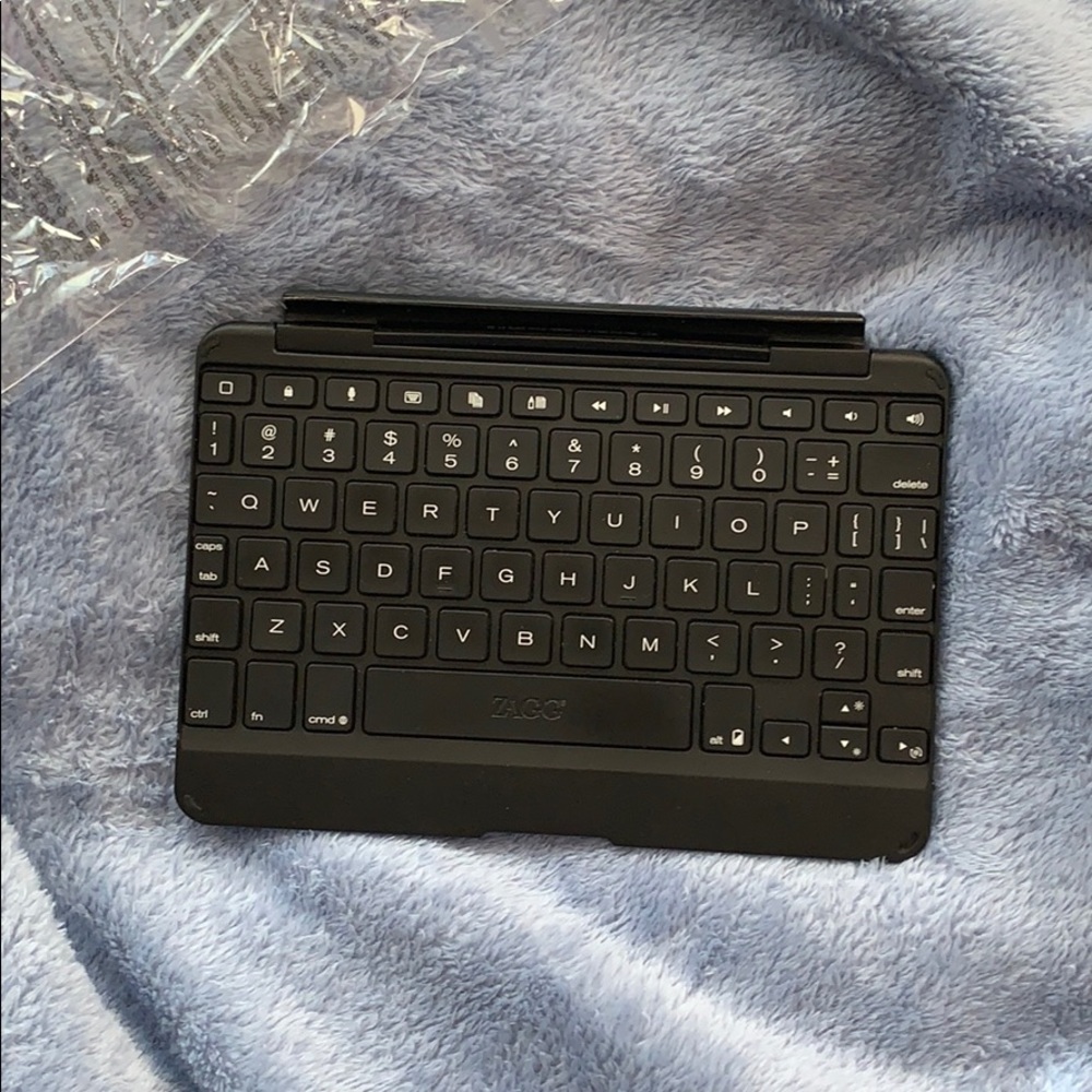 Zagg Bluetooth Keyboard For Tablet. - image 1